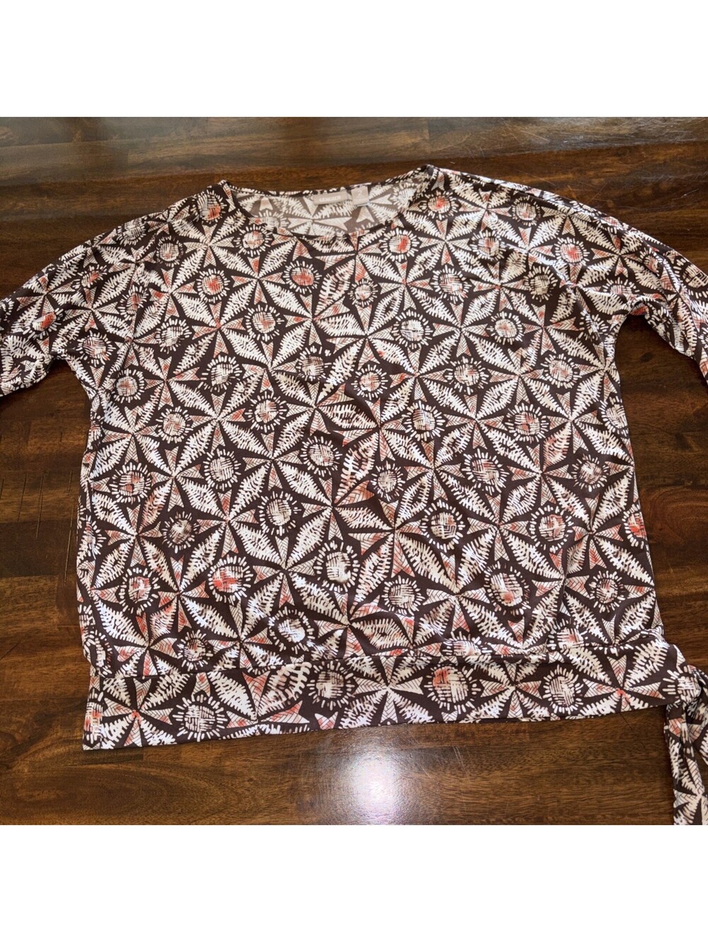 Chico's Women's Size 2 Brown and White Geometric w/Orange Accents Blouse/Top